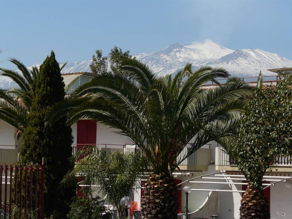 La Casa Al Mare Villa ฟอนดาเคลโล ภายนอก รูปภาพ